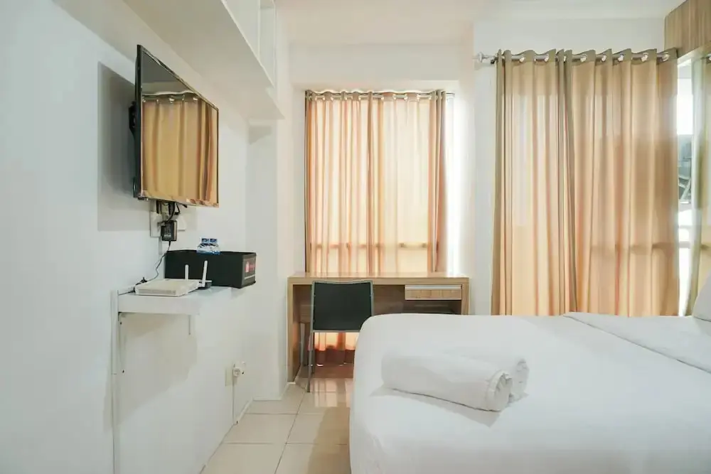 Джакарта: Chic and Cozy Studio at Tifolia Apartment