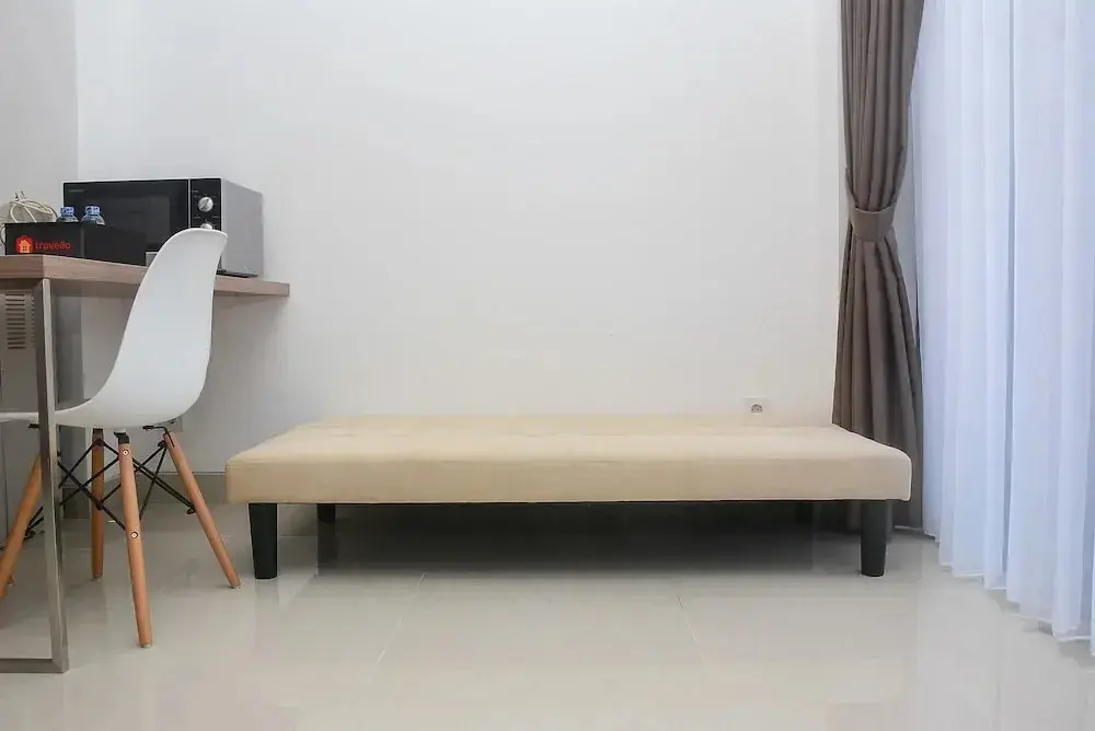 Джакарта: Modern 1BR at Ciputra World 2 Apartment