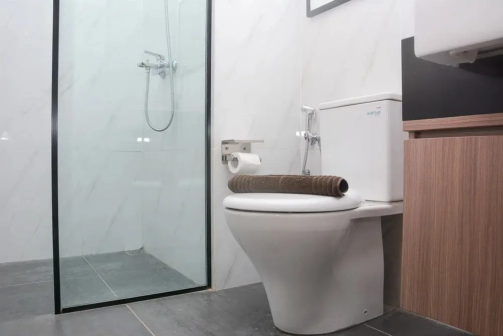 Джакарта: Modern 1BR at Ciputra World 2 Apartment