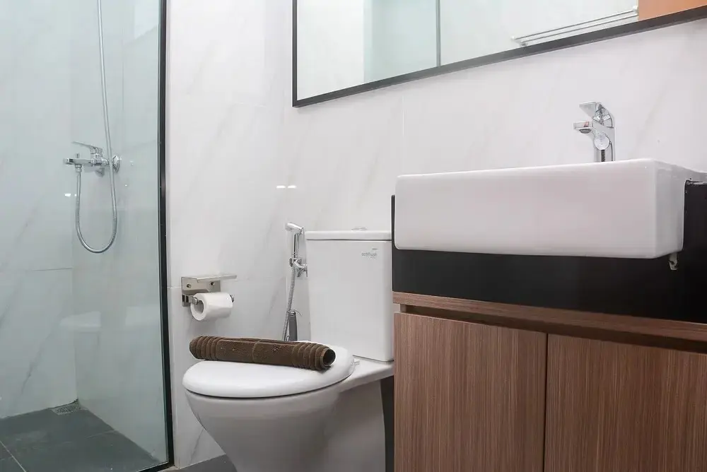 Джакарта: Modern 1BR at Ciputra World 2 Apartment