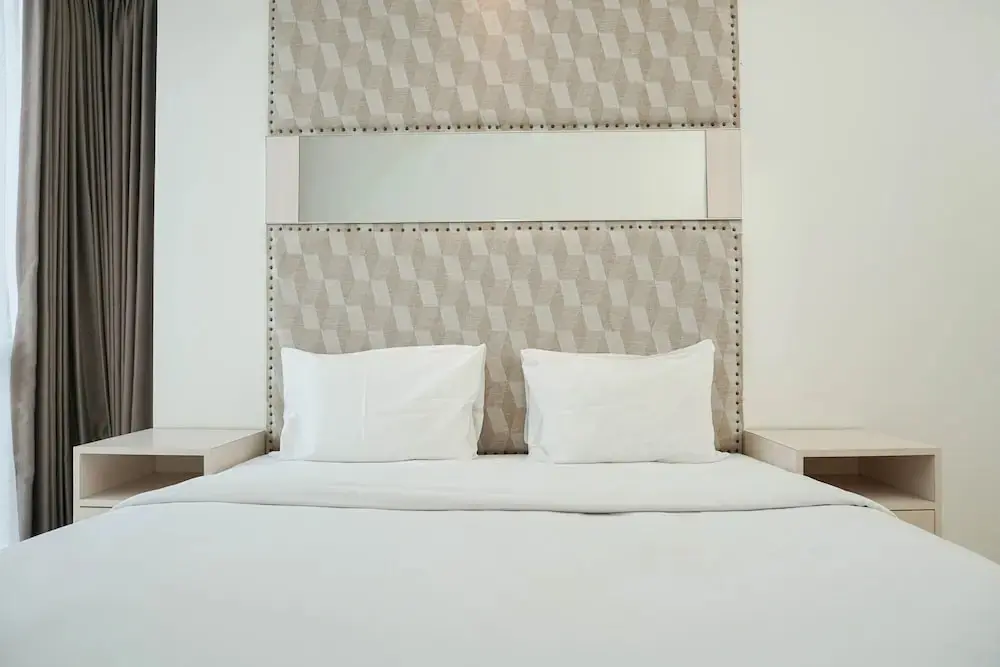 Джакарта: Comfort 1BR Sedayu City Suites Apartment