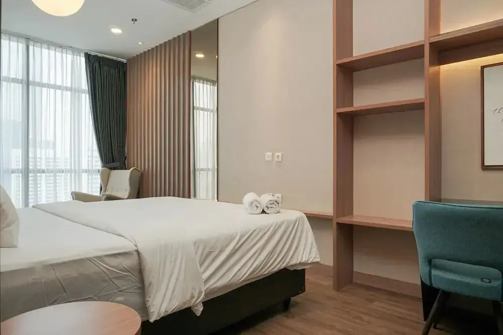 Джакарта: Luxurious 2BR at Sudirman Suites Apartment