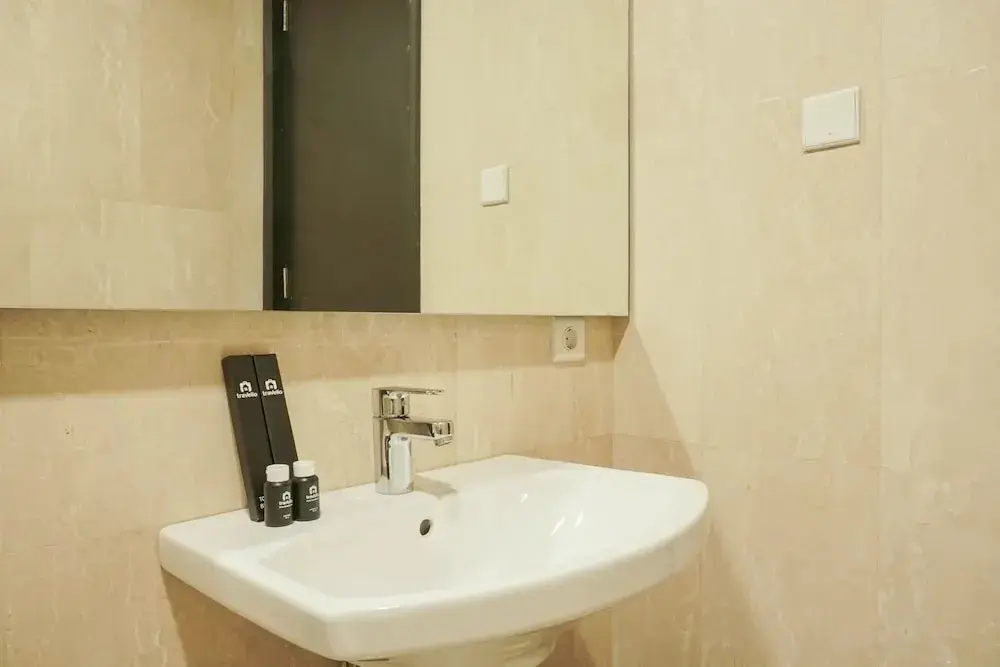 Джакарта: Luxurious 2BR at Sudirman Suites Apartment