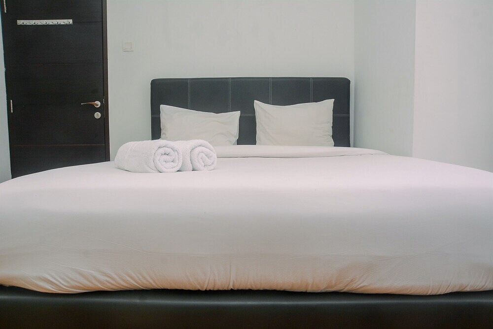 Джакарта: Minimalist and Strategic 1BR at Tamansari Semanggi Apartment