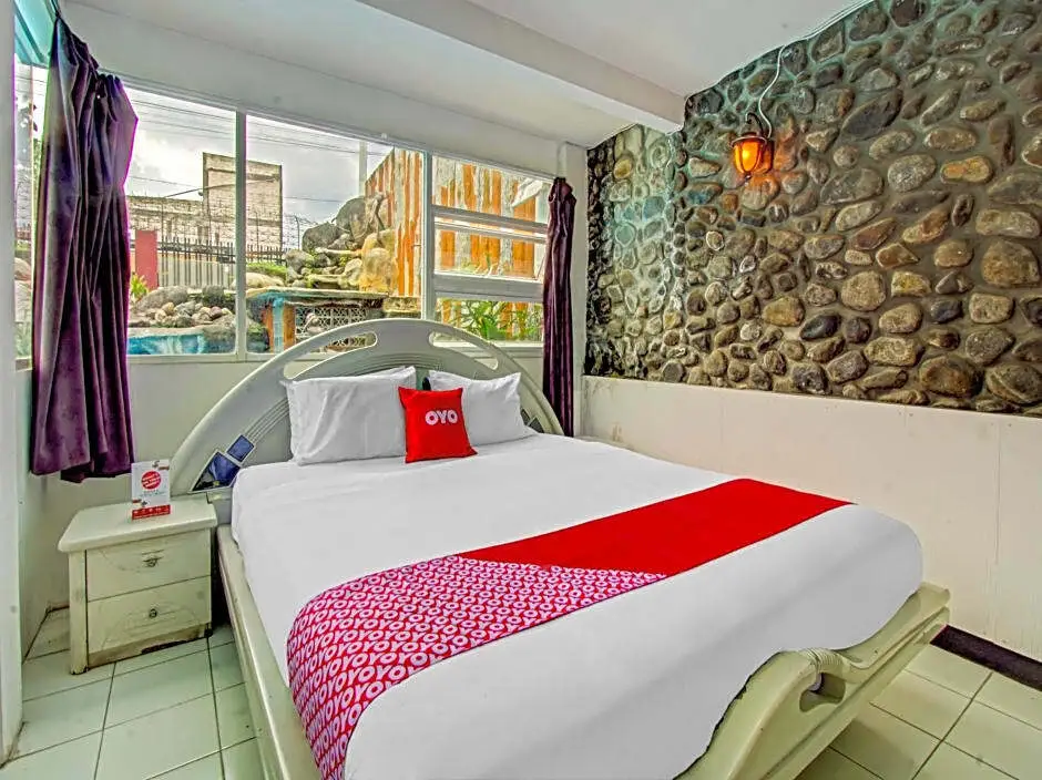 Бату: OYO 90077 Live Homestay