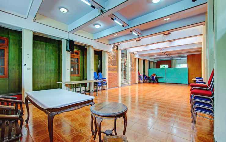 Бату: OYO 90247 Hotel Palereman Soerabaia