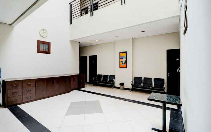 Бандунг: OYO 90420 Sky City Guest House