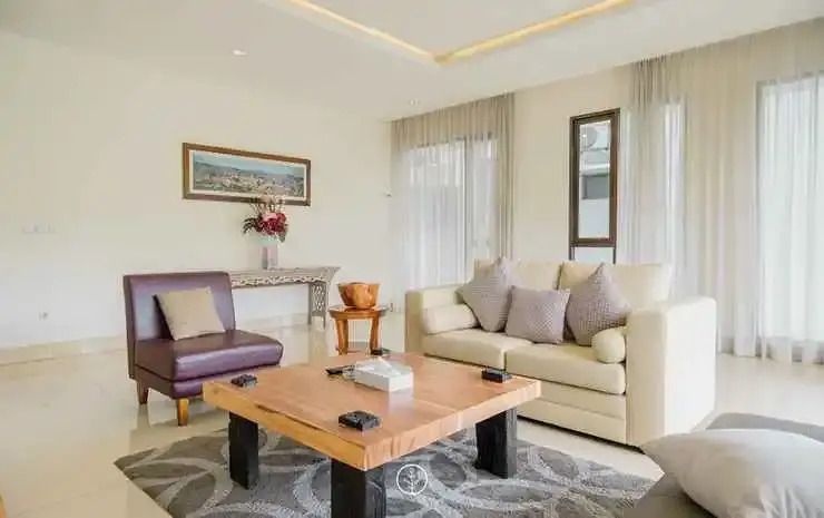 Сименьян: Chamomile 6 bedrooms villa with private pool