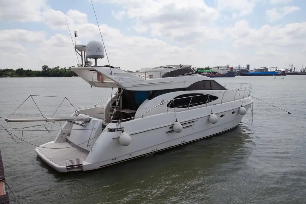 Сочи: Отель Яхта Azimut