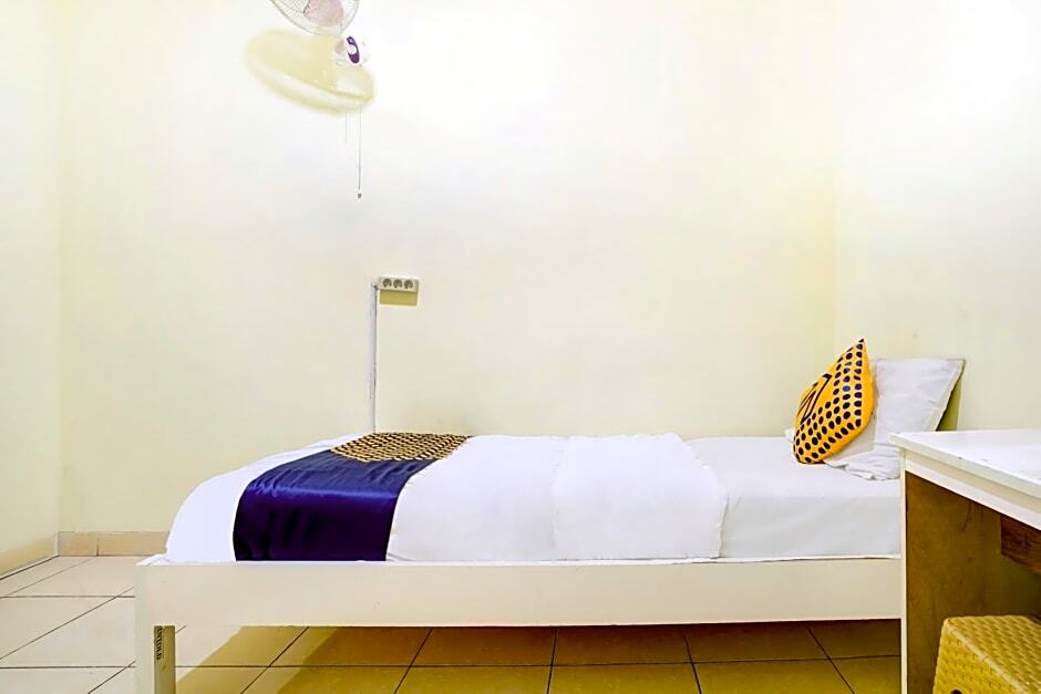Бандунг: SPOT ON 90163 Radio Backpacker Guesthouse Syariah
