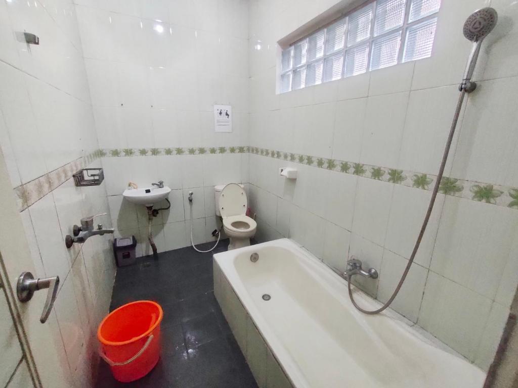 Бандунг: SPOT ON 90163 Radio Backpacker Guesthouse Syariah