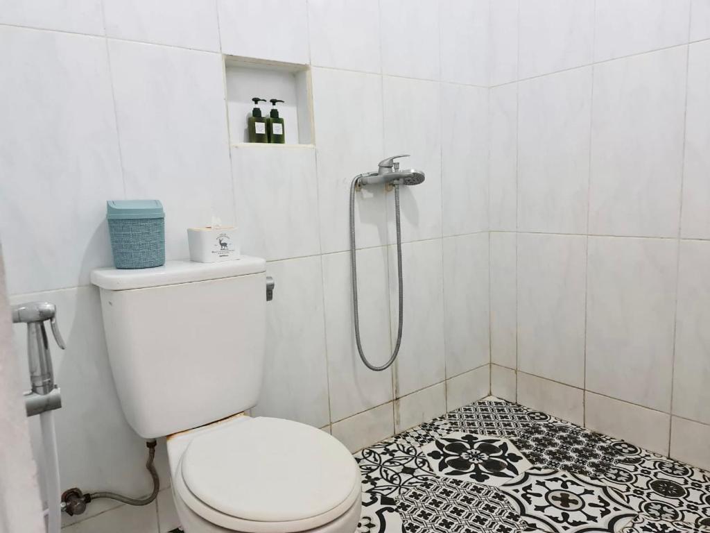 Джакарта: 37 Guesthouse
