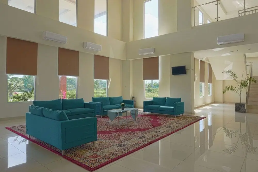 Макассар: OYO 3269 Hotel Grand Sayang Park Makass