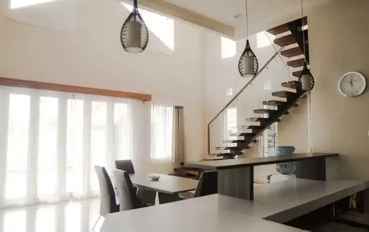 Бату: Villa Agro Kusuma Pinus Kavling R7