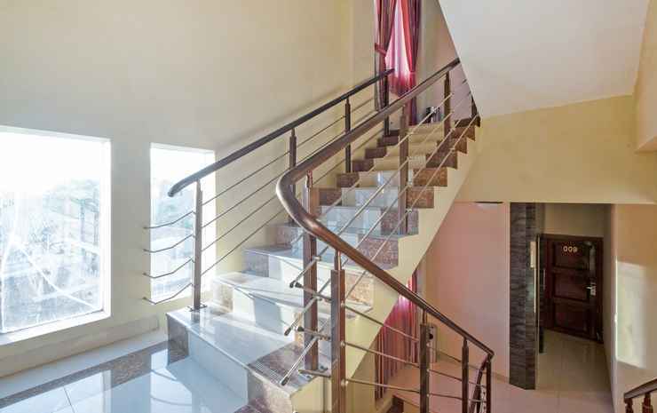 Макассар: Capital O 3380 Erin Int Hotel
