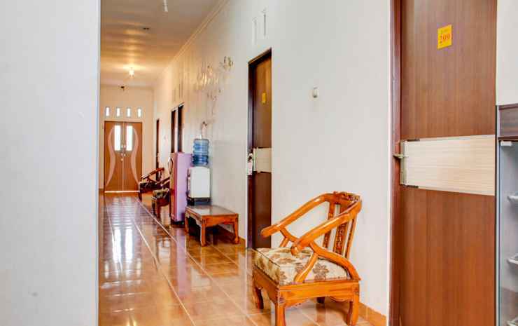 Мартапура: OYO 3855 Homestay Semata Wayang Syariah