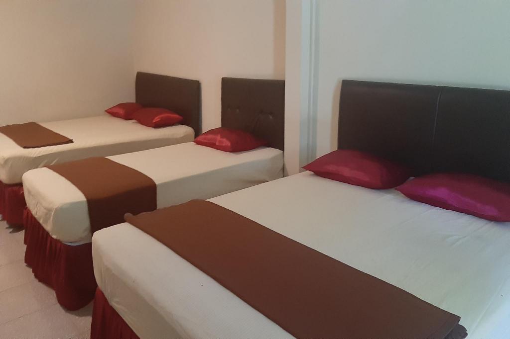 Сурабая: OYO 3981 Griyonur Homestay Syariah