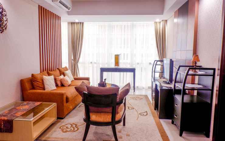 Джакарта: 2BR Cozy Pool View Kemang Village Residence by Travelio