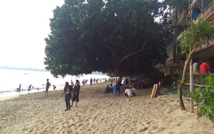 Карита: Kondominium Pantai Carita Selatan by Jay- Selatan 3BR