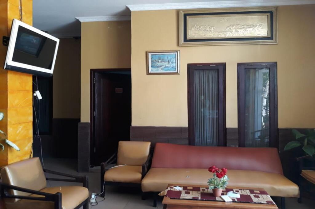 Купанг: Spot ON 3605 Clarichie Guest House