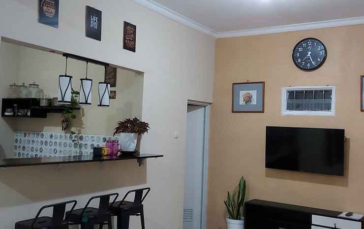 Бату: 3 Bedroom at Sedayu Homestay 2