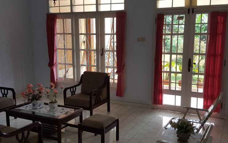Сизаруа: Villa Kiki ( Syariah / Khusus Keluarga )