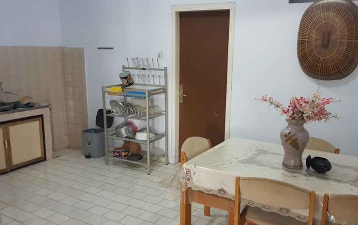 Сизаруа: Villa Kiki ( Syariah / Khusus Keluarga )