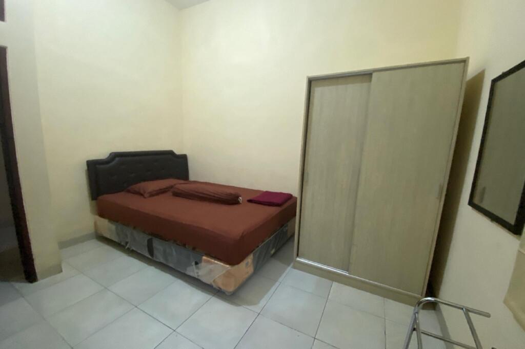 Макассар: OYO 90548 Kika Homestay