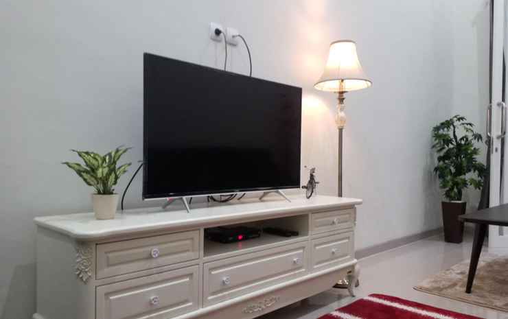 Бату: Villa Kayana E3