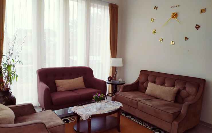 Бату: Full House 4 Bedroom at Azka Homestay 2