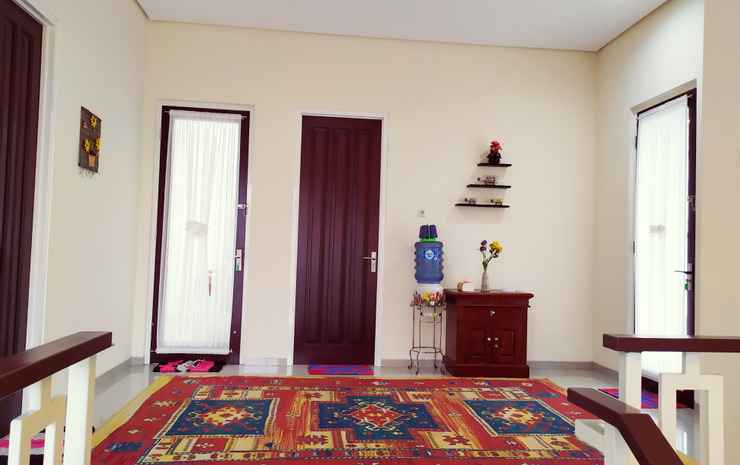 Бату: Full House 4 Bedroom at Azka Homestay 2