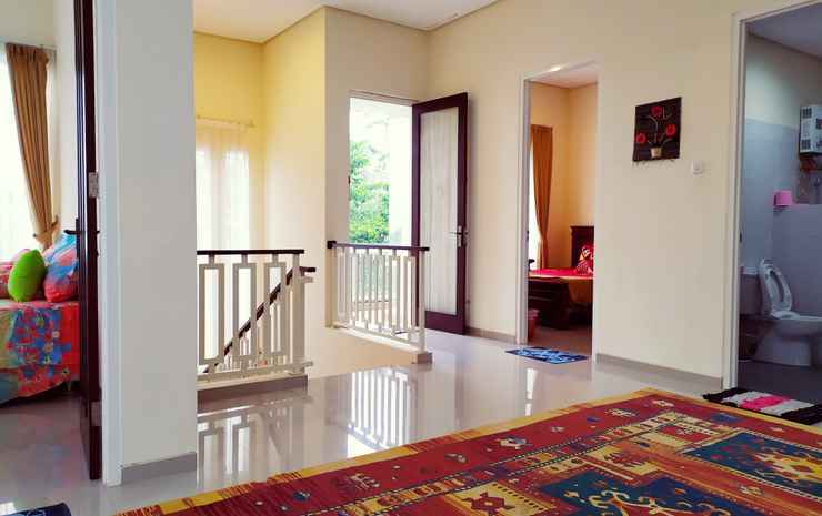 Бату: Full House 4 Bedroom at Azka Homestay 2