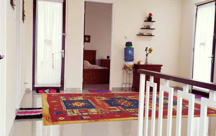 Бату: Full House 4 Bedroom at Azka Homestay 2