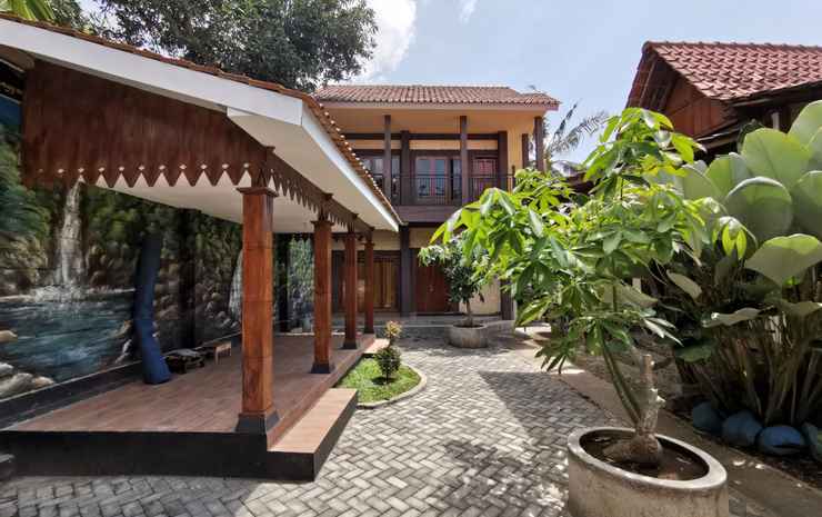 Баньюванги: Oyo 1789 Bakungan Family Homestay