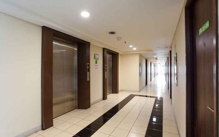 Южный Тангеранг: OYO 2482 Apartemen Serpong Green View
