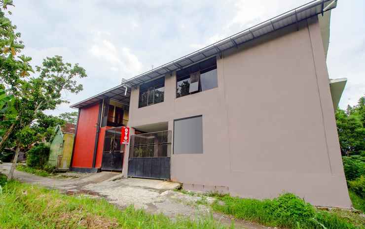 Батуретно: OYO 2476 Maguwo Indah Residence