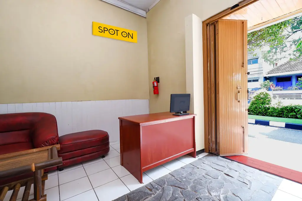 Кудус: OYO 2240 Simpang Tujuh Residence