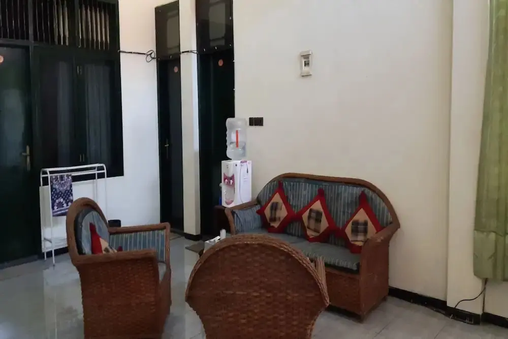 Сурабая: OYO 2342 Asti Residence 1