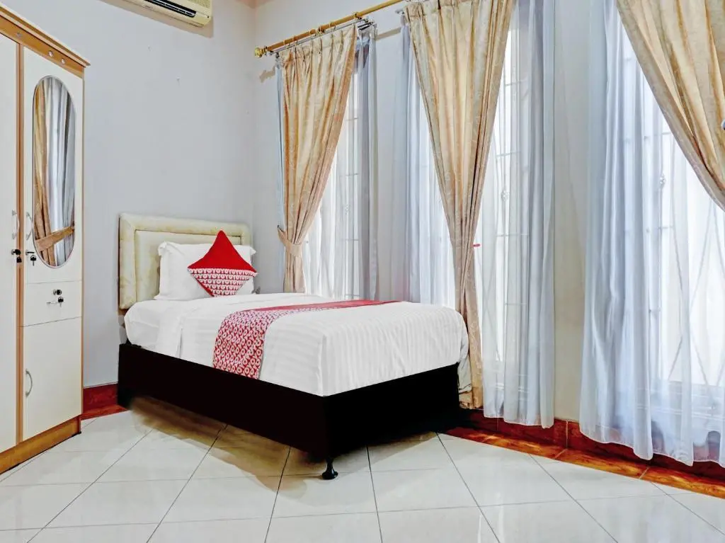Джакарта: Capital O 90558 House Of Livina