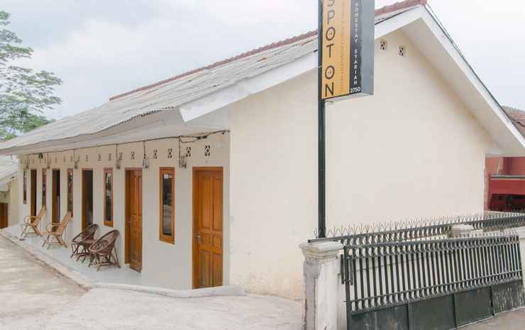 Барос: SPOT ON 2750 Ayu Homestay Syariah