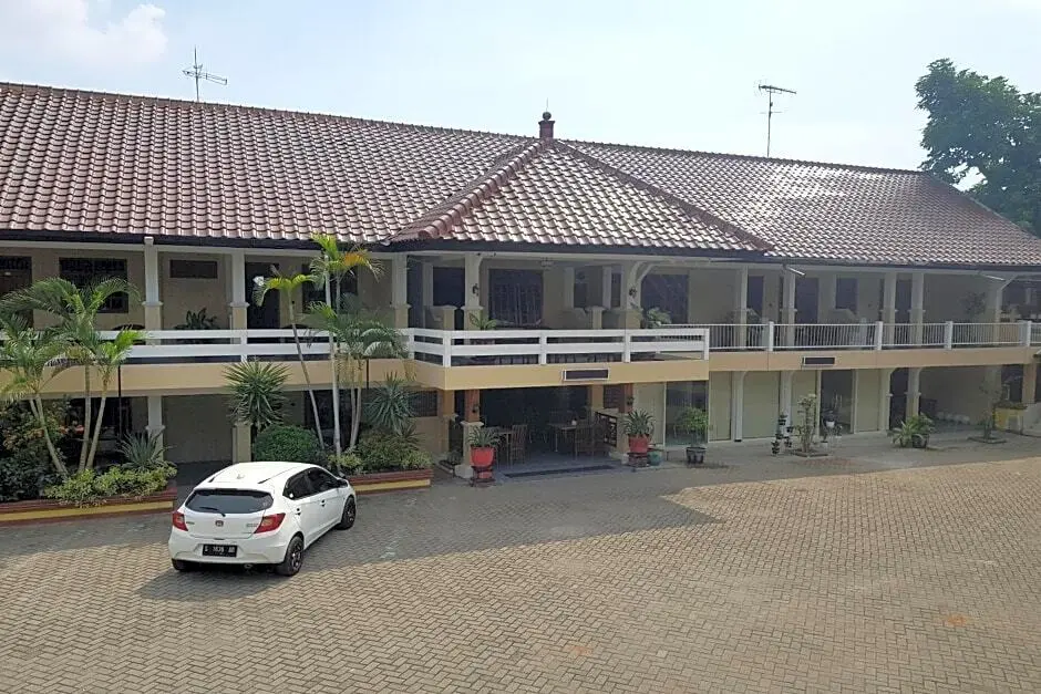 Боджонегоро: OYO 2671 Wisma Djaja Syariah