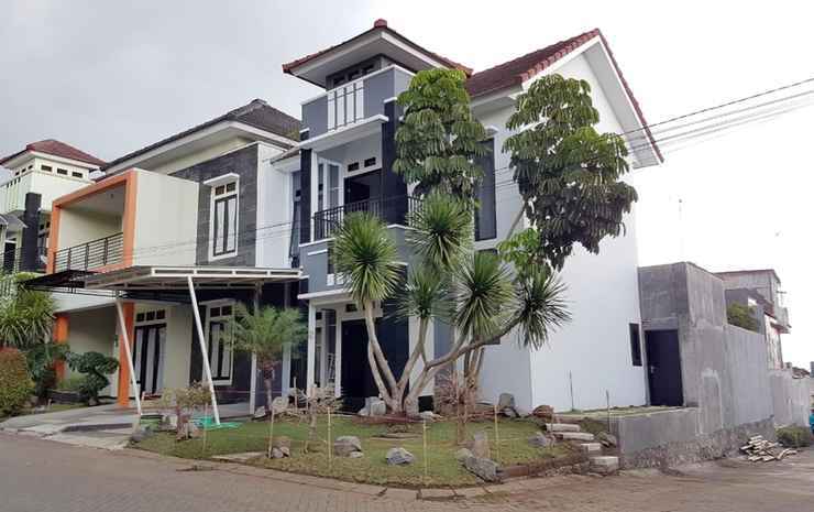 Бату: Asha Villa Batu 3BR near Museum Angkut at Kusuma Estate Kav 12