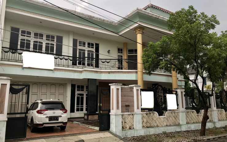 Сурабая: Oyo 2621 Darmo Palace Syariah