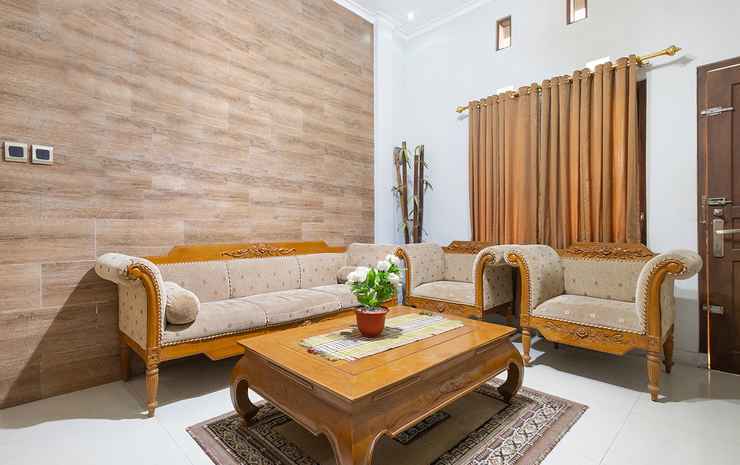 Бангунтапан: OYO 2995 Oemah Sorowajan Residence