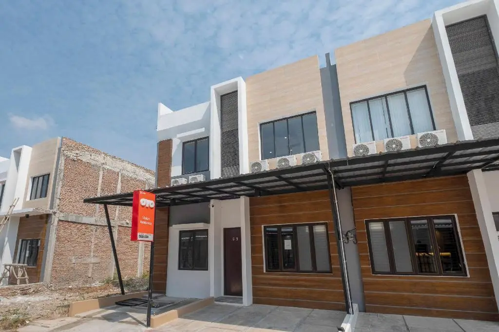 Караванг: OYO 3248 Vision Residence Karawang