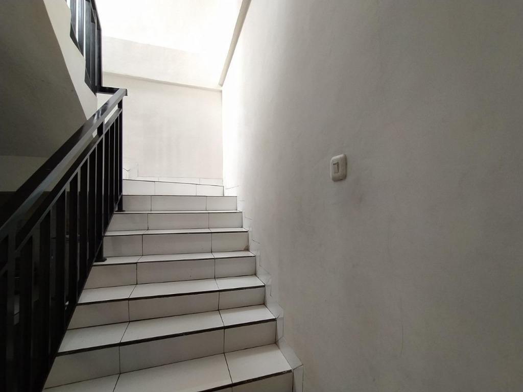 Караванг: OYO Life 3246 Walnut Inn G-10