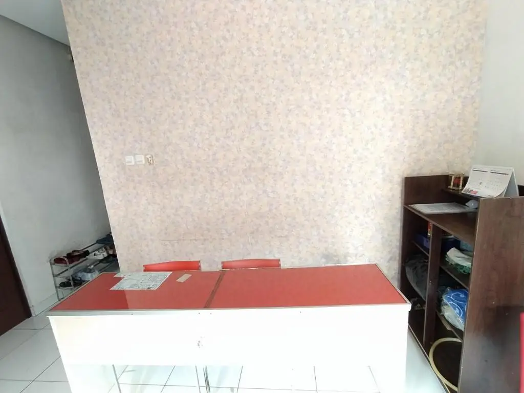 Караванг: OYO Life 3246 Walnut Inn G-10