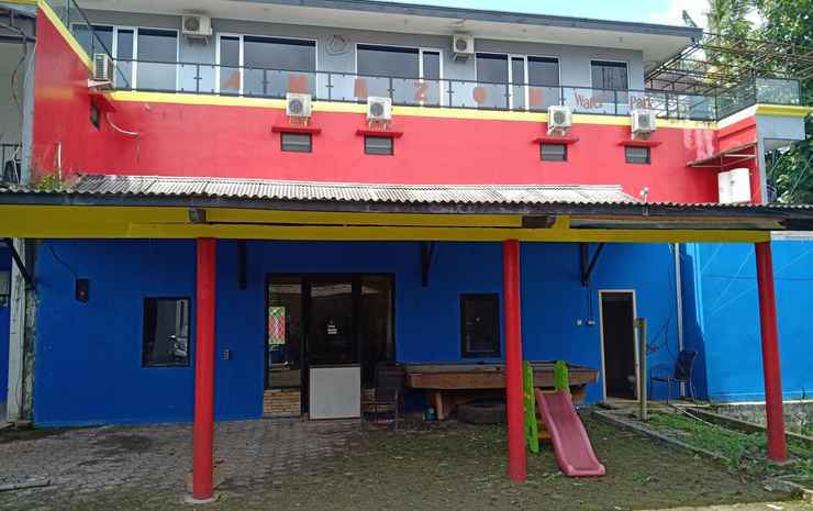 Барос: Oyo 3302 Amazon Waterpark Syariah