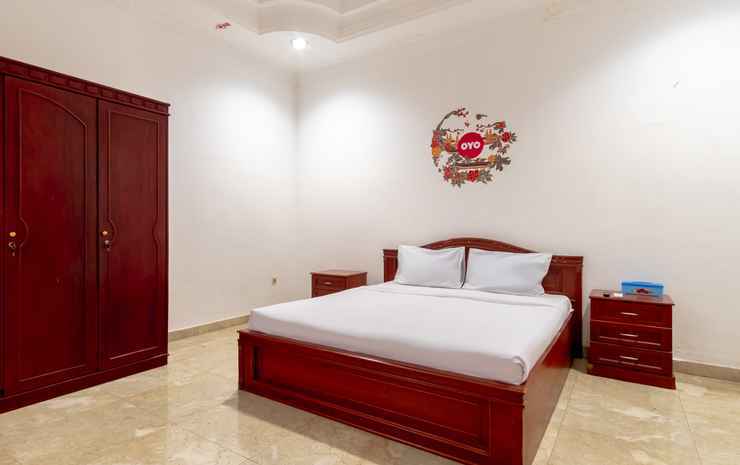 Медан: Oyo Life 2843 Raz House Syariah