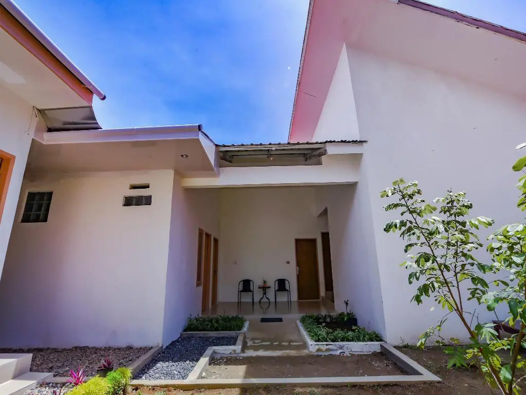 Паданг: OYO 3315 Tanjung Residence Syariah